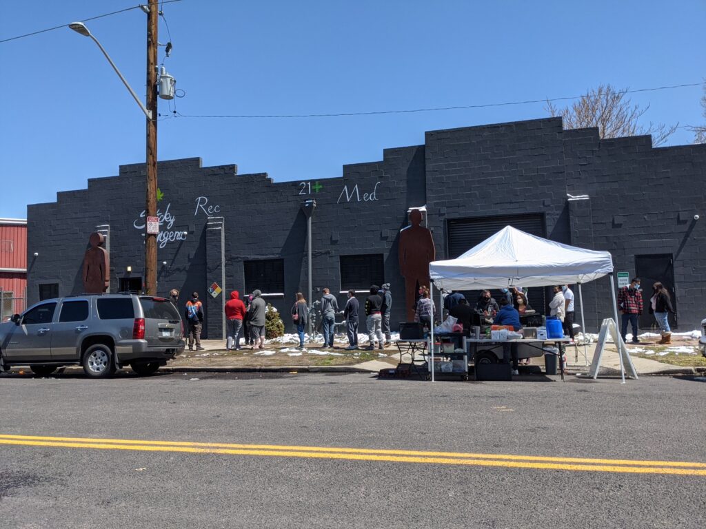 Cannabis Dispensary Denver CO - Sticky Fingerz Dispensary. Sticky fingers